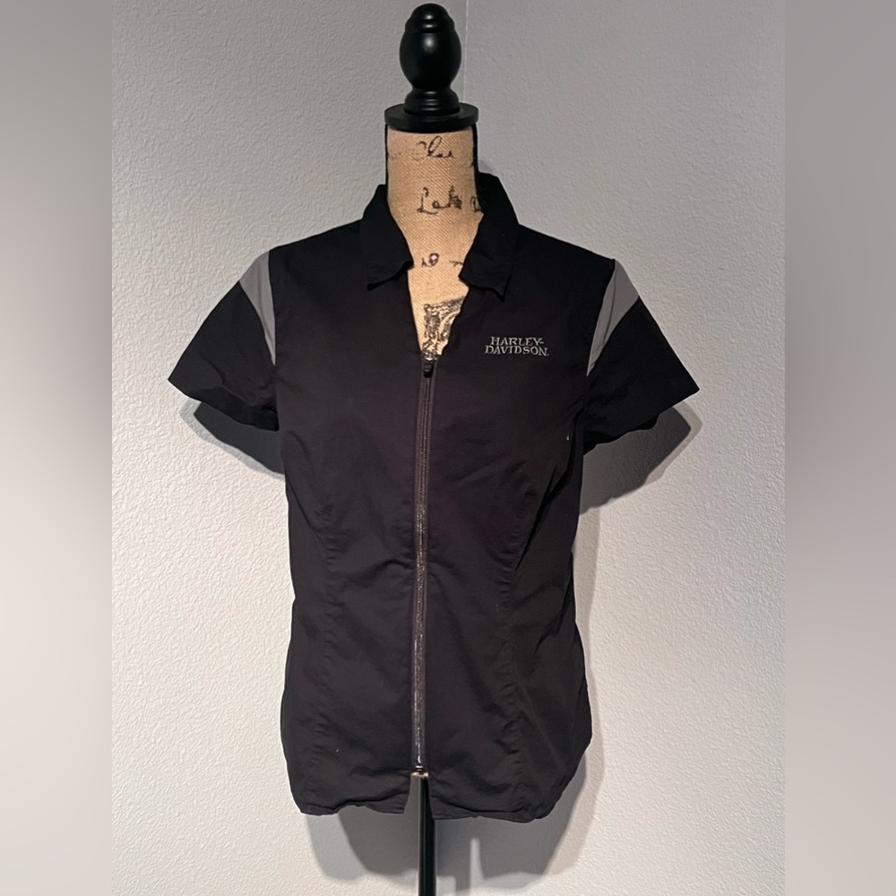 Women's Willie G Skull Logo Zip-Front Shirt